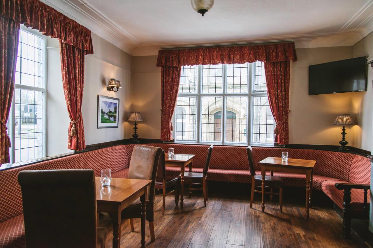 The Bulls Head Hotel มิล์นธอร์ป ภายนอก รูปภาพ