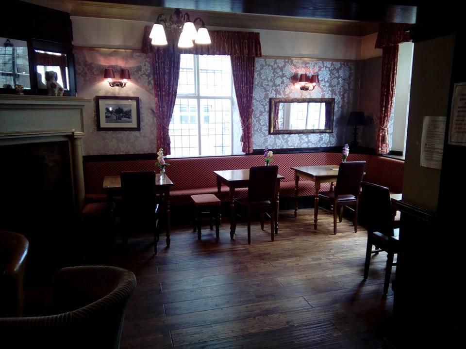 The Bulls Head Hotel มิล์นธอร์ป ภายนอก รูปภาพ