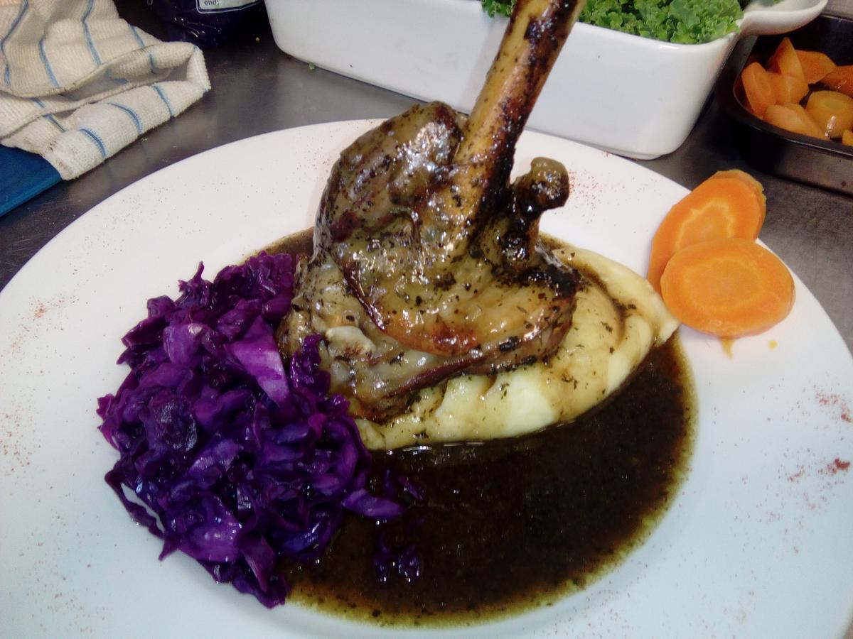 The Bulls Head Hotel มิล์นธอร์ป ภายนอก รูปภาพ